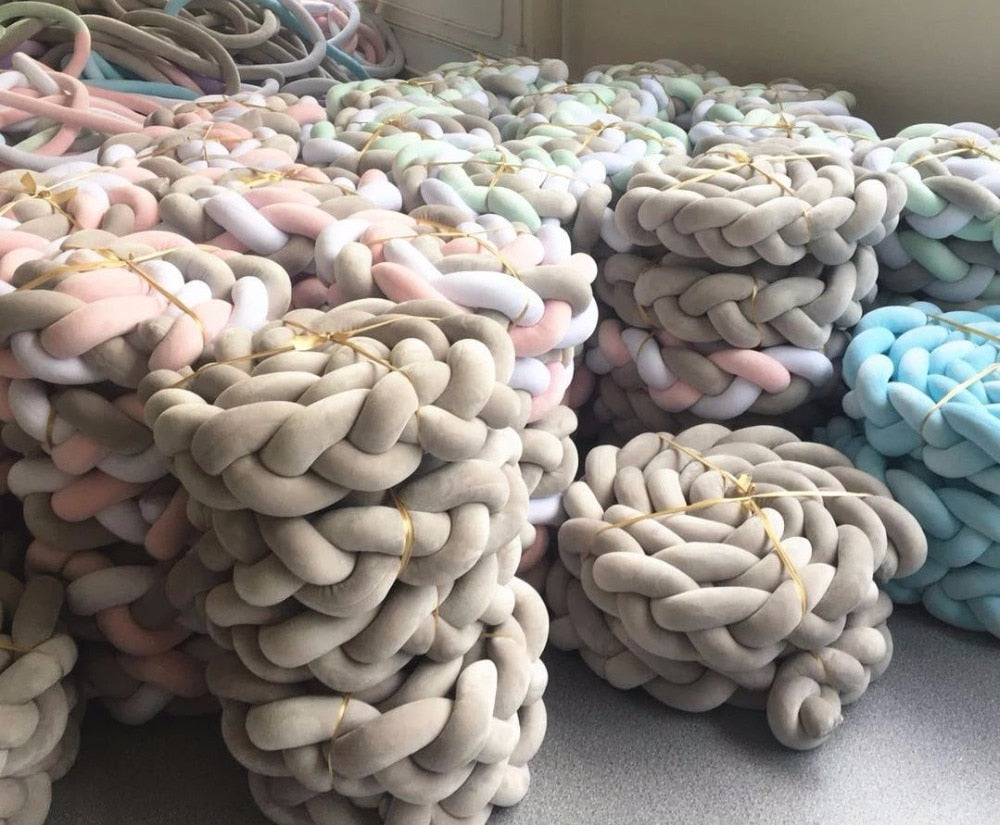 1Pcs 1M/2M/3M Baby Handmade Nodic Knot Newborn Bed Bumper Long Knotted Braid Pillow Baby Bed Bumper Knot Crib Infant Room Decor